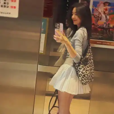 张静飞